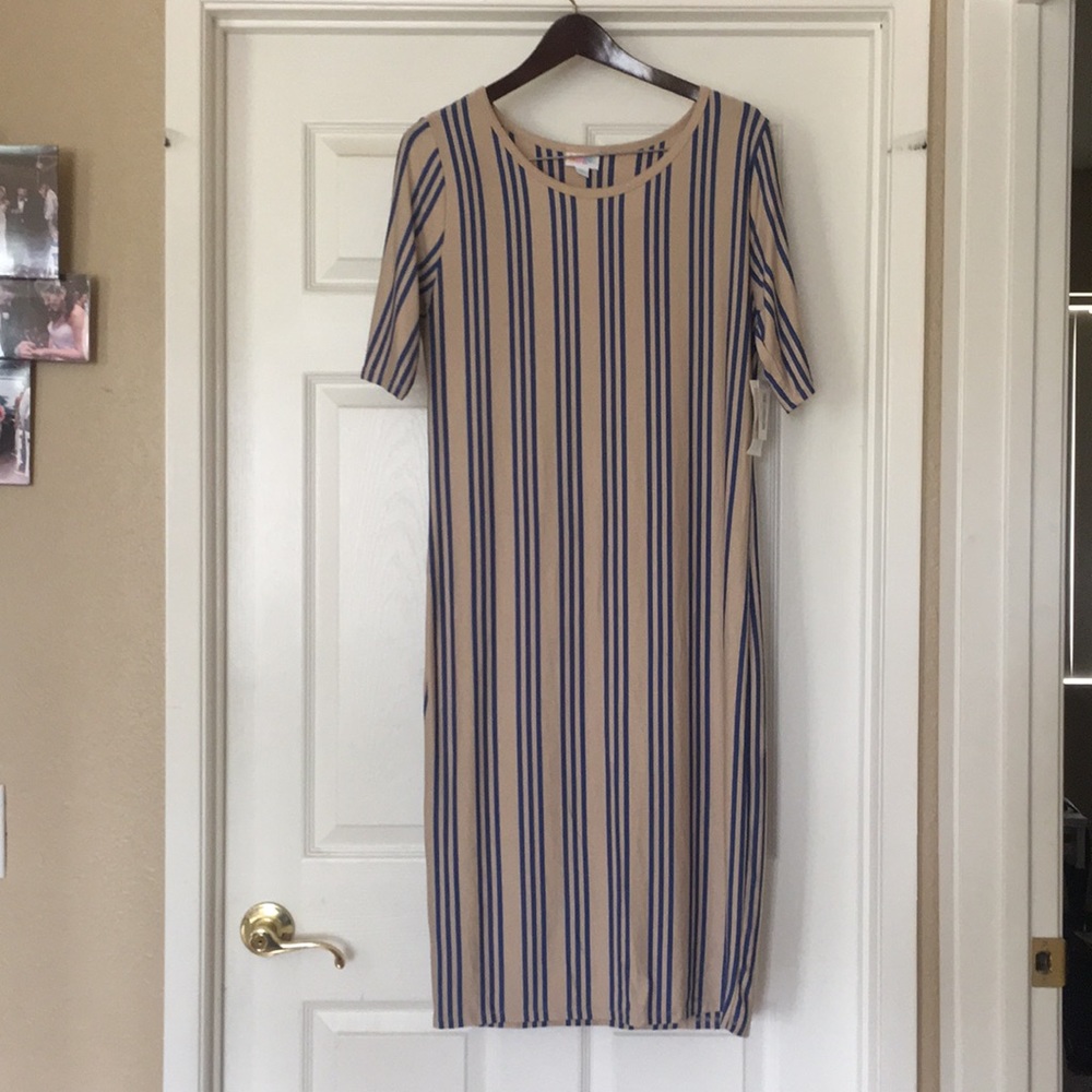 LULAROE 2XL JULIA